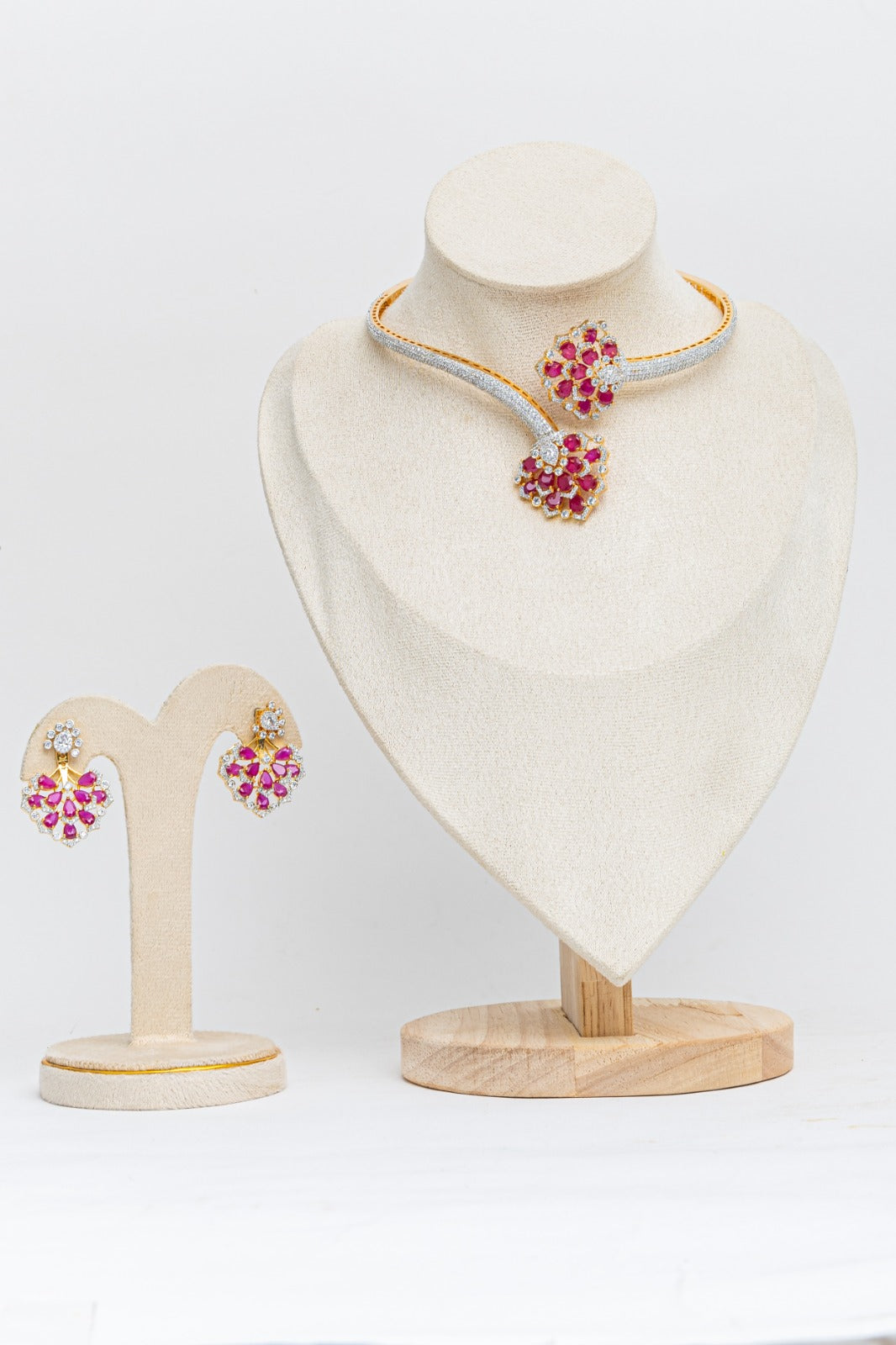 Elegant Ruby and Crystal Statement Hasli Necklace Set